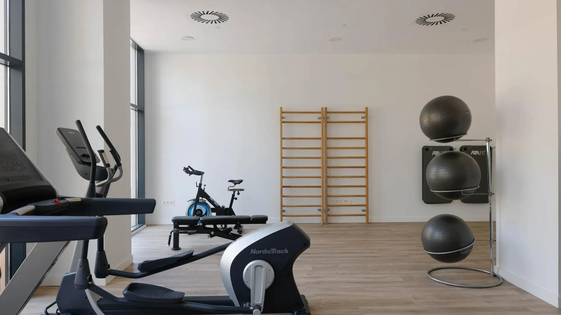 Malaga Urban Sky Serviced Apartments By P&O